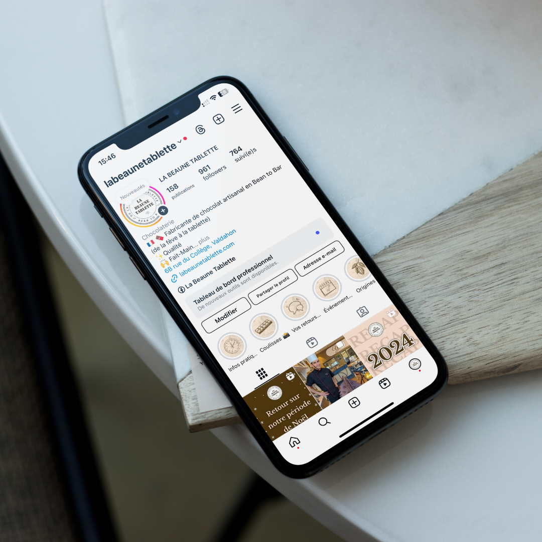 Page Instagram de la chocolaterie artisanale La Beaune Tablette, gérée par l'agence de communication Okami.